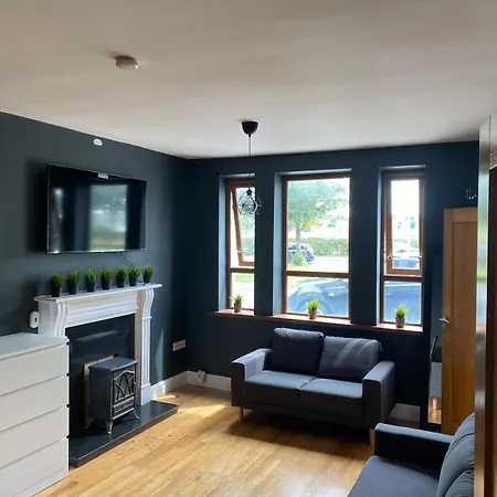 Bay Townhouse *